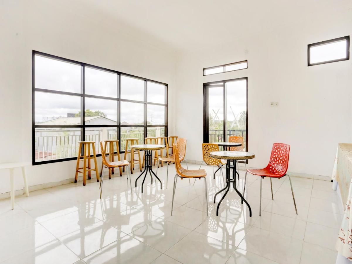 Oyo 3870 Homestay Arya Samarinda Eksteriør billede