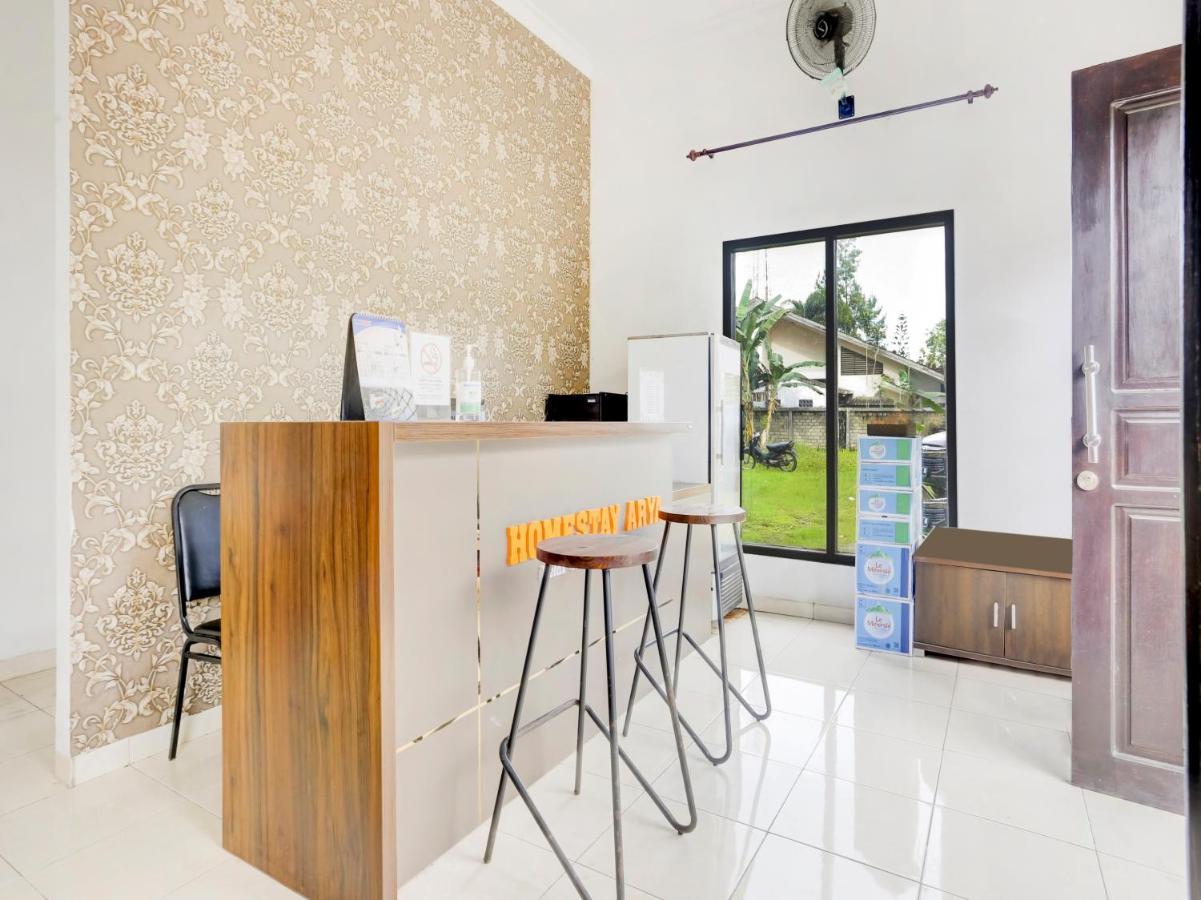 Oyo 3870 Homestay Arya Samarinda Eksteriør billede