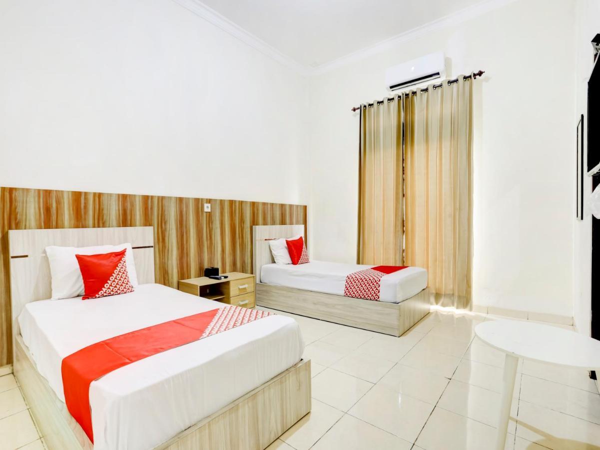 Oyo 3870 Homestay Arya Samarinda Eksteriør billede