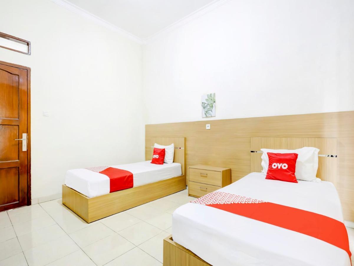 Oyo 3870 Homestay Arya Samarinda Eksteriør billede