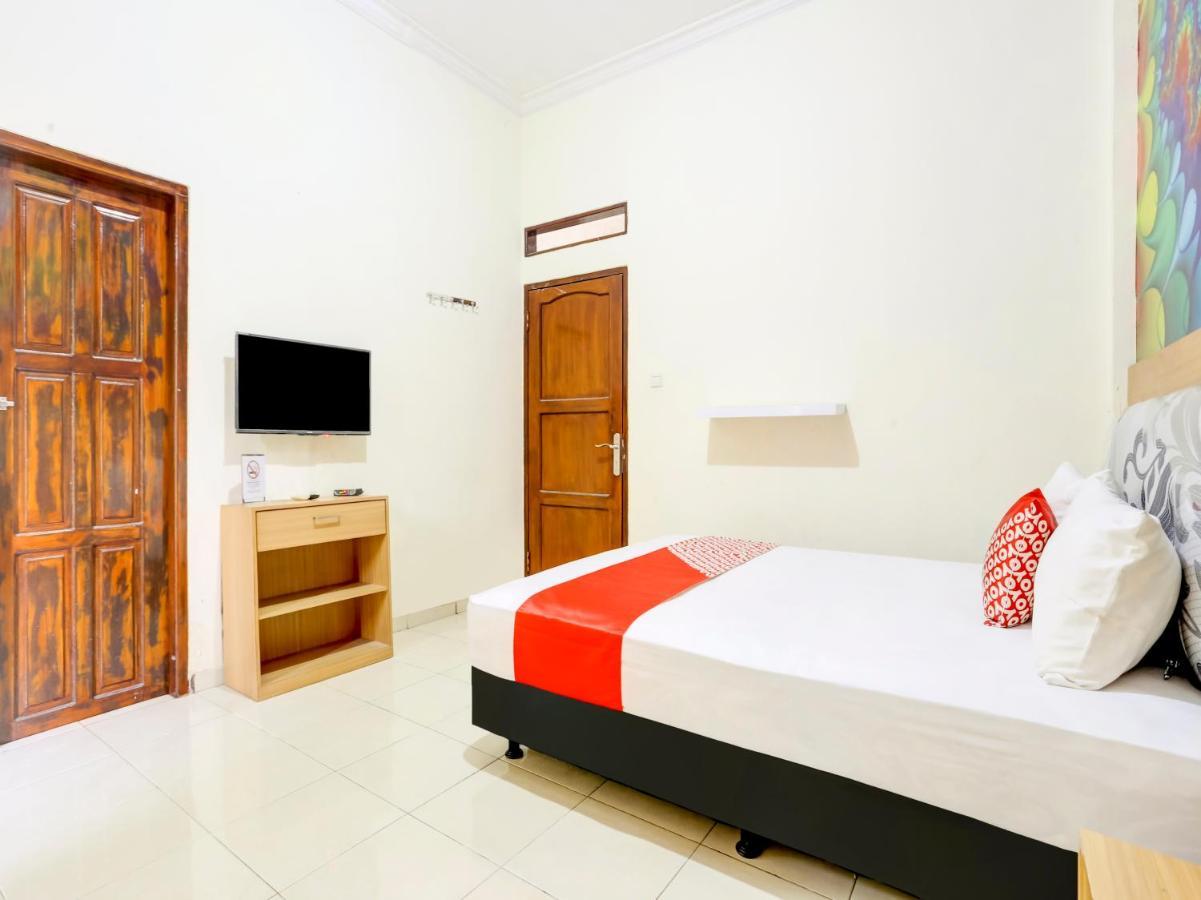 Oyo 3870 Homestay Arya Samarinda Eksteriør billede