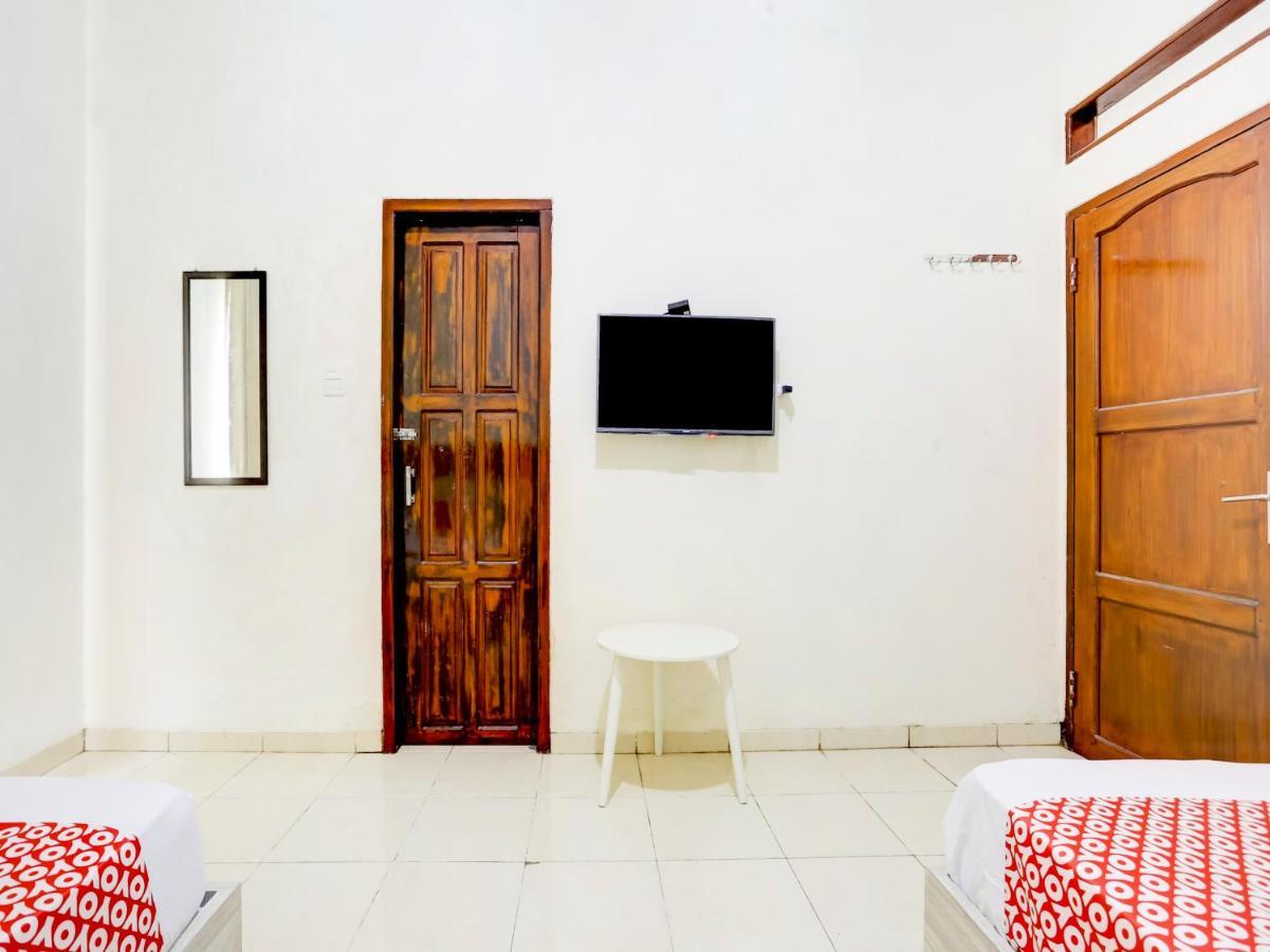 Oyo 3870 Homestay Arya Samarinda Eksteriør billede